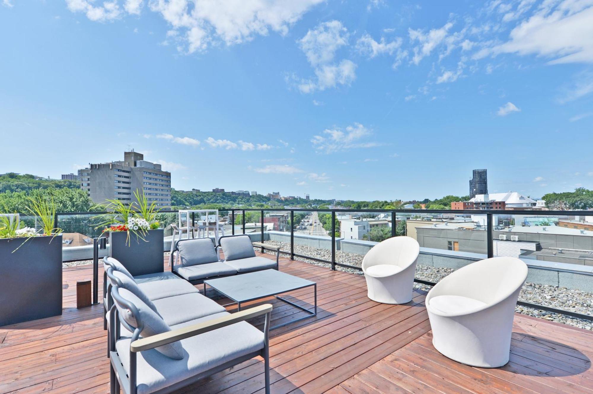 La vie est belle: FREE PARKING, GYM, ROOFTOP TERRACE Québec Exterior foto